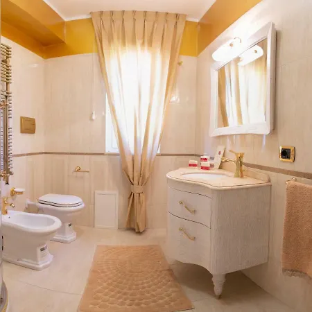 Antico Granato Luxury * كاباتشو - بايستوم
